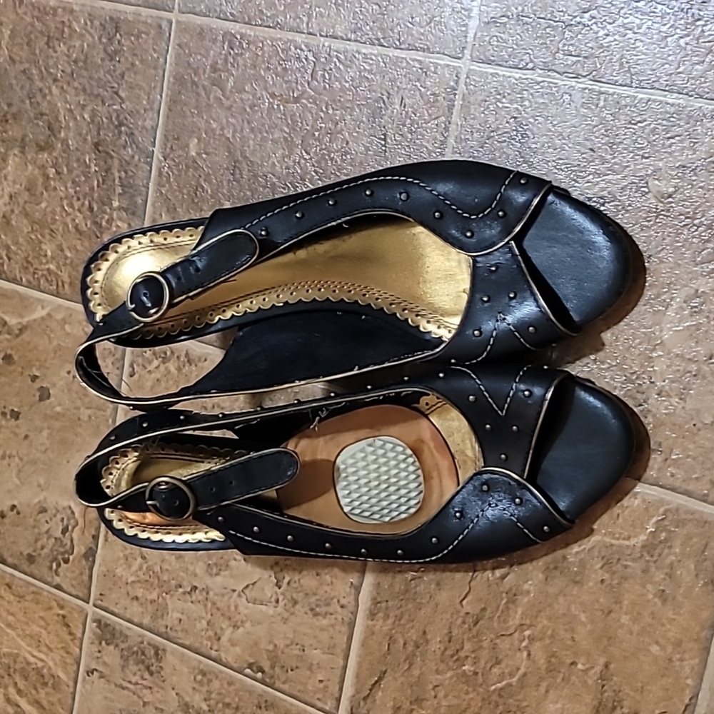 Seychelles Slingback Open-Toed Shoes
